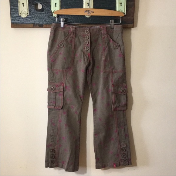 EDC by Esprit Y2K Printed Cargo Capri Cropped Pants Size 36 - Picture 3 of 9